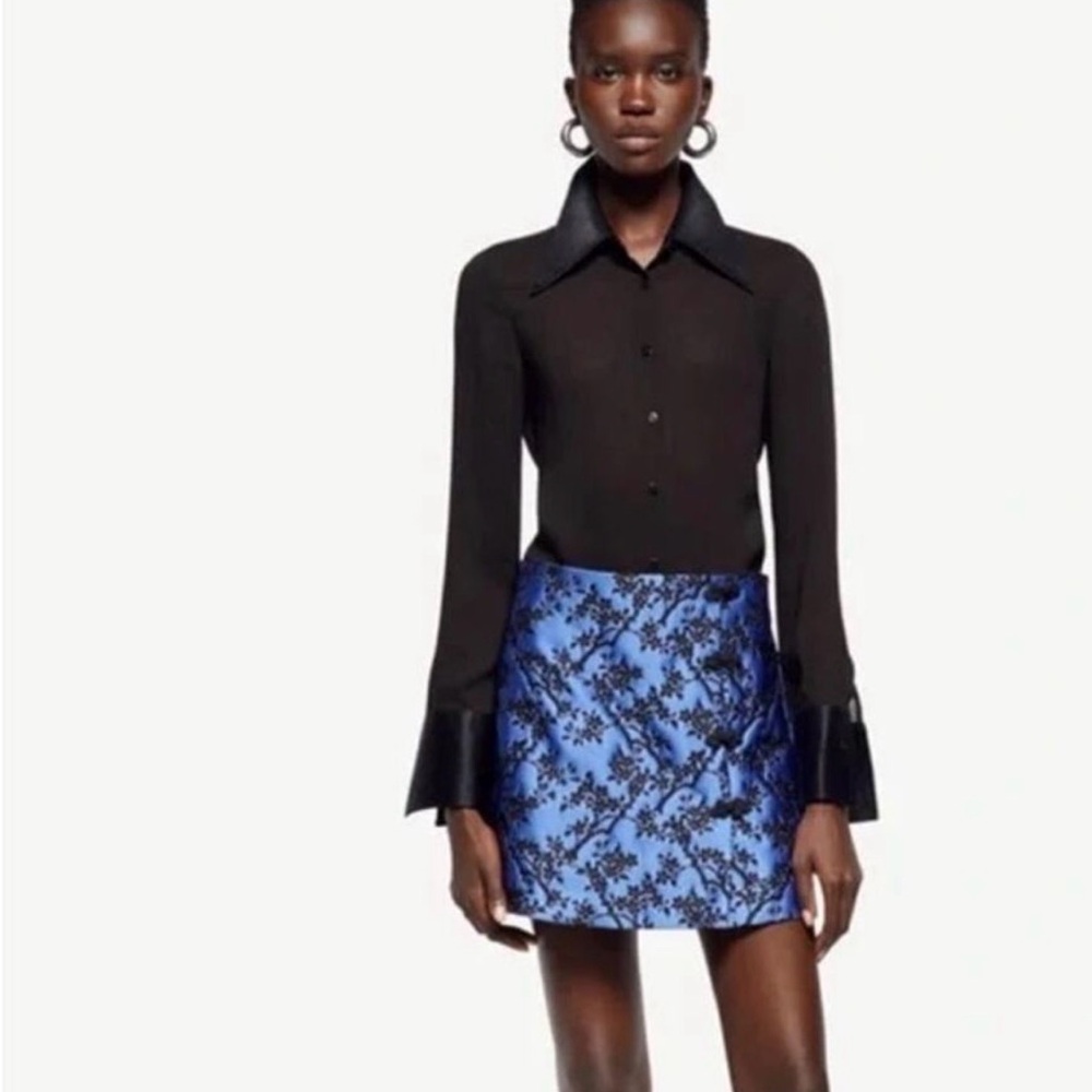 Zara blue and black jacquard floral print mini skirt size medium